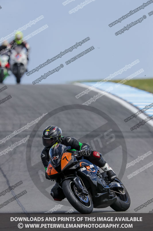 donington no limits trackday;donington park photographs;donington trackday photographs;no limits trackdays;peter wileman photography;trackday digital images;trackday photos