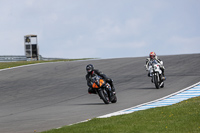 donington-no-limits-trackday;donington-park-photographs;donington-trackday-photographs;no-limits-trackdays;peter-wileman-photography;trackday-digital-images;trackday-photos