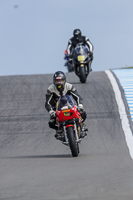 donington-no-limits-trackday;donington-park-photographs;donington-trackday-photographs;no-limits-trackdays;peter-wileman-photography;trackday-digital-images;trackday-photos