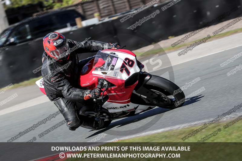 anglesey;brands hatch;cadwell park;croft;donington park;enduro digital images;event digital images;eventdigitalimages;mallory;no limits;oulton park;peter wileman photography;racing digital images;silverstone;snetterton;trackday digital images;trackday photos;vmcc banbury run;welsh 2 day enduro
