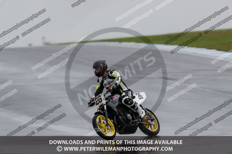 donington no limits trackday;donington park photographs;donington trackday photographs;no limits trackdays;peter wileman photography;trackday digital images;trackday photos