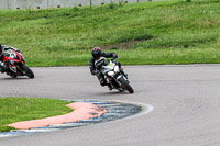 Eve Adv/Mid Group Silver/Grey Bikes