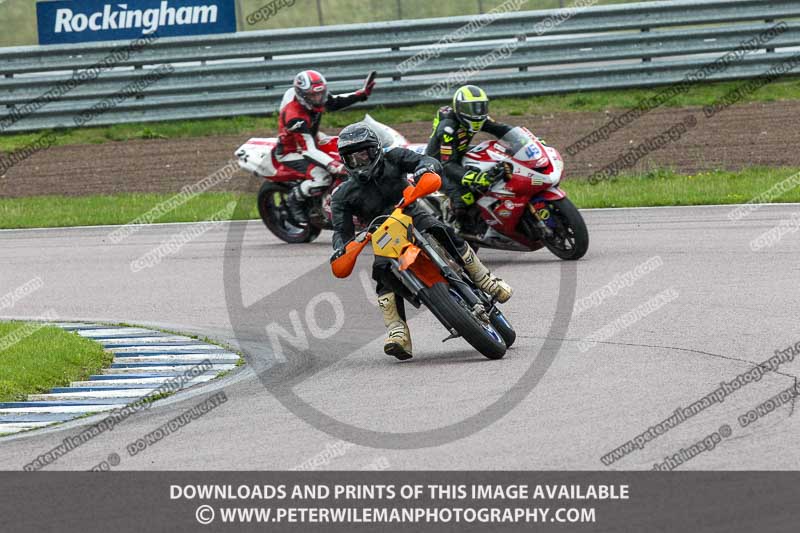 Rockingham no limits trackday;enduro digital images;event digital images;eventdigitalimages;no limits trackdays;peter wileman photography;racing digital images;rockingham raceway northamptonshire;rockingham trackday photographs;trackday digital images;trackday photos
