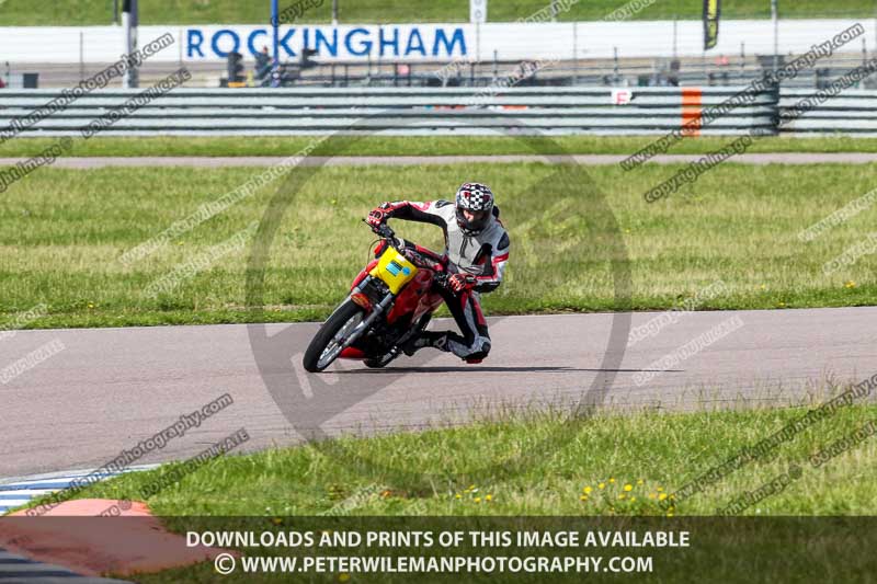 Rockingham no limits trackday;enduro digital images;event digital images;eventdigitalimages;no limits trackdays;peter wileman photography;racing digital images;rockingham raceway northamptonshire;rockingham trackday photographs;trackday digital images;trackday photos