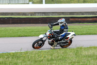 Rockingham-no-limits-trackday;enduro-digital-images;event-digital-images;eventdigitalimages;no-limits-trackdays;peter-wileman-photography;racing-digital-images;rockingham-raceway-northamptonshire;rockingham-trackday-photographs;trackday-digital-images;trackday-photos