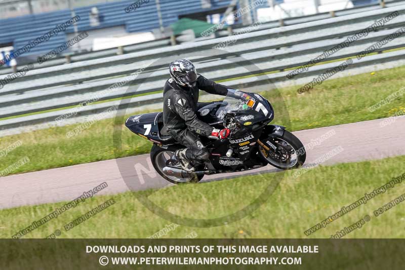 Rockingham no limits trackday;enduro digital images;event digital images;eventdigitalimages;no limits trackdays;peter wileman photography;racing digital images;rockingham raceway northamptonshire;rockingham trackday photographs;trackday digital images;trackday photos