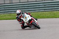 Rockingham-no-limits-trackday;enduro-digital-images;event-digital-images;eventdigitalimages;no-limits-trackdays;peter-wileman-photography;racing-digital-images;rockingham-raceway-northamptonshire;rockingham-trackday-photographs;trackday-digital-images;trackday-photos