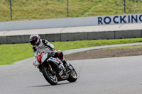 Rockingham-no-limits-trackday;enduro-digital-images;event-digital-images;eventdigitalimages;no-limits-trackdays;peter-wileman-photography;racing-digital-images;rockingham-raceway-northamptonshire;rockingham-trackday-photographs;trackday-digital-images;trackday-photos