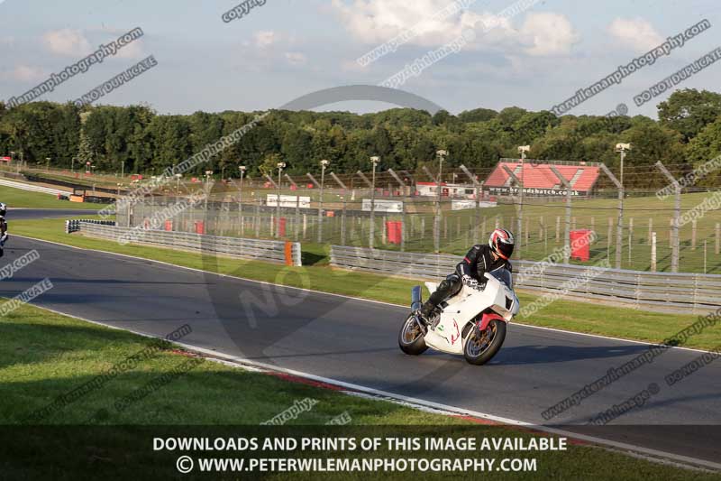 brands hatch photographs;brands no limits trackday;cadwell trackday photographs;enduro digital images;event digital images;eventdigitalimages;no limits trackdays;peter wileman photography;racing digital images;trackday digital images;trackday photos