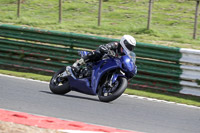 enduro-digital-images;event-digital-images;eventdigitalimages;mallory-park;mallory-park-photographs;mallory-park-trackday;mallory-park-trackday-photographs;no-limits-trackdays;peter-wileman-photography;racing-digital-images;trackday-digital-images;trackday-photos