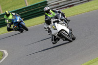 enduro-digital-images;event-digital-images;eventdigitalimages;mallory-park;mallory-park-photographs;mallory-park-trackday;mallory-park-trackday-photographs;no-limits-trackdays;peter-wileman-photography;racing-digital-images;trackday-digital-images;trackday-photos