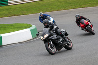 Low/Mid Group Black Bikes