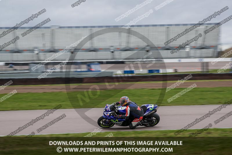 Rockingham no limits trackday;enduro digital images;event digital images;eventdigitalimages;no limits trackdays;peter wileman photography;racing digital images;rockingham raceway northamptonshire;rockingham trackday photographs;trackday digital images;trackday photos