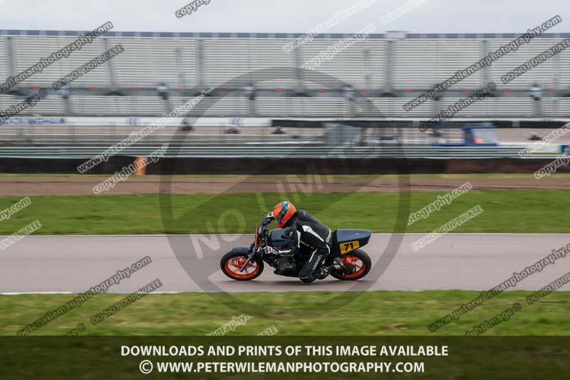 Rockingham no limits trackday;enduro digital images;event digital images;eventdigitalimages;no limits trackdays;peter wileman photography;racing digital images;rockingham raceway northamptonshire;rockingham trackday photographs;trackday digital images;trackday photos
