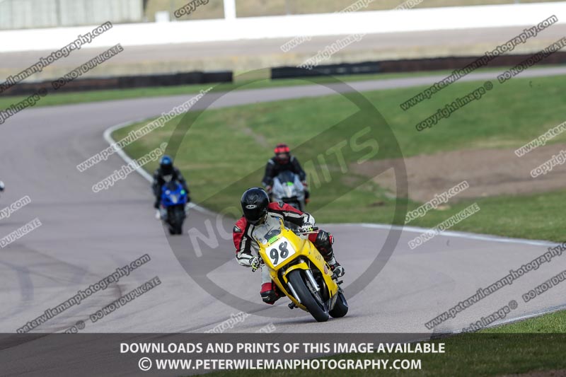 Rockingham no limits trackday;enduro digital images;event digital images;eventdigitalimages;no limits trackdays;peter wileman photography;racing digital images;rockingham raceway northamptonshire;rockingham trackday photographs;trackday digital images;trackday photos
