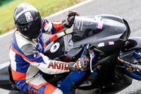 enduro-digital-images;event-digital-images;eventdigitalimages;mallory-park;mallory-park-photographs;mallory-park-trackday;mallory-park-trackday-photographs;no-limits-trackdays;peter-wileman-photography;racing-digital-images;trackday-digital-images;trackday-photos