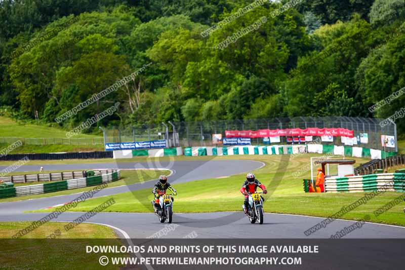 enduro digital images;event digital images;eventdigitalimages;mallory park;mallory park photographs;mallory park trackday;mallory park trackday photographs;no limits trackdays;peter wileman photography;racing digital images;trackday digital images;trackday photos