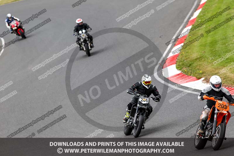 enduro digital images;event digital images;eventdigitalimages;mallory park;mallory park photographs;mallory park trackday;mallory park trackday photographs;no limits trackdays;peter wileman photography;racing digital images;trackday digital images;trackday photos