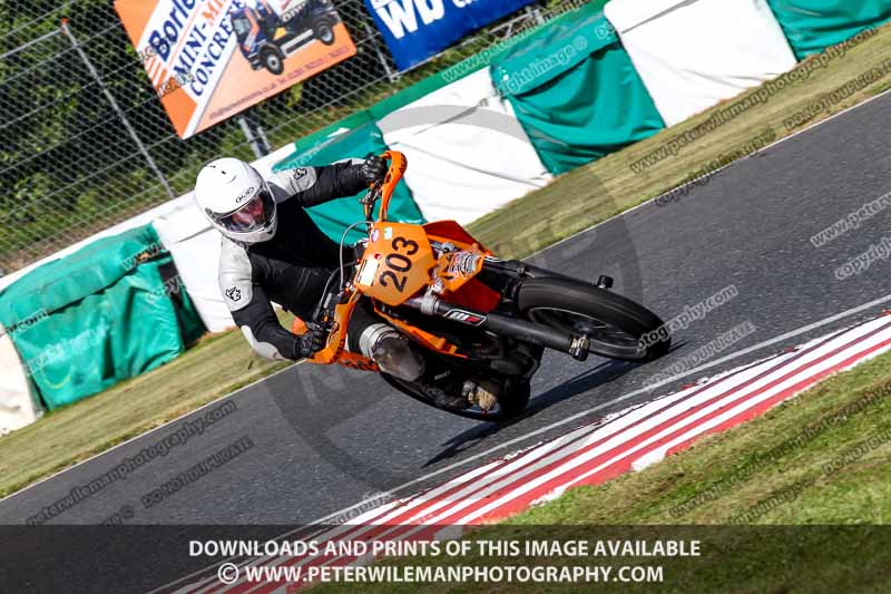 enduro digital images;event digital images;eventdigitalimages;mallory park;mallory park photographs;mallory park trackday;mallory park trackday photographs;no limits trackdays;peter wileman photography;racing digital images;trackday digital images;trackday photos