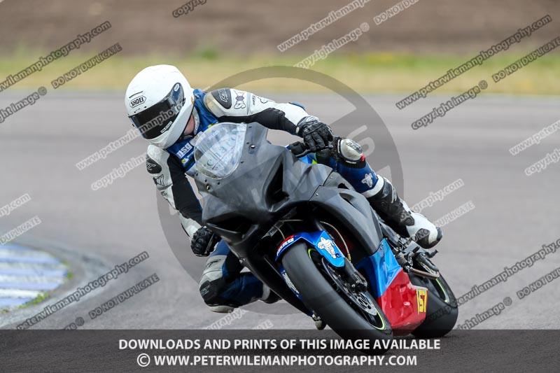 Rockingham no limits trackday;donington no limits trackday;donington park photographs;donington trackday photographs;enduro digital images;event digital images;eventdigitalimages;no limits trackdays;peter wileman photography;racing digital images;rockingham raceway northamptonshire;rockingham trackday photographs;trackday digital images;trackday photos