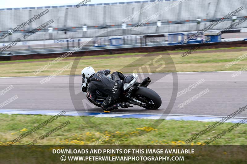 Rockingham no limits trackday;donington no limits trackday;donington park photographs;donington trackday photographs;enduro digital images;event digital images;eventdigitalimages;no limits trackdays;peter wileman photography;racing digital images;rockingham raceway northamptonshire;rockingham trackday photographs;trackday digital images;trackday photos