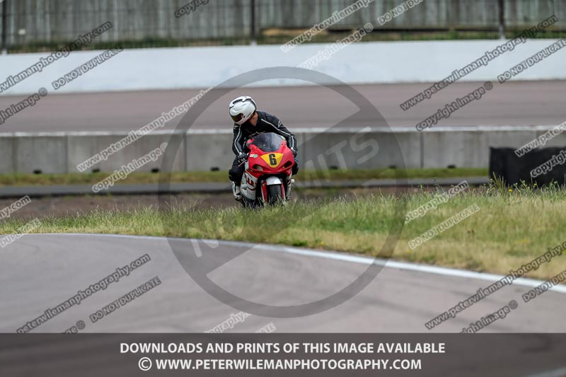 Rockingham no limits trackday;donington no limits trackday;donington park photographs;donington trackday photographs;enduro digital images;event digital images;eventdigitalimages;no limits trackdays;peter wileman photography;racing digital images;rockingham raceway northamptonshire;rockingham trackday photographs;trackday digital images;trackday photos
