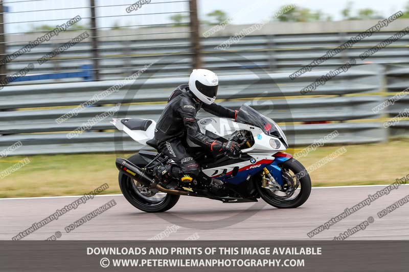 Rockingham no limits trackday;donington no limits trackday;donington park photographs;donington trackday photographs;enduro digital images;event digital images;eventdigitalimages;no limits trackdays;peter wileman photography;racing digital images;rockingham raceway northamptonshire;rockingham trackday photographs;trackday digital images;trackday photos