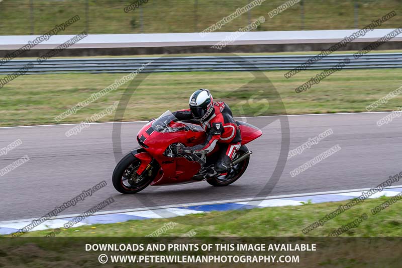 Rockingham no limits trackday;donington no limits trackday;donington park photographs;donington trackday photographs;enduro digital images;event digital images;eventdigitalimages;no limits trackdays;peter wileman photography;racing digital images;rockingham raceway northamptonshire;rockingham trackday photographs;trackday digital images;trackday photos