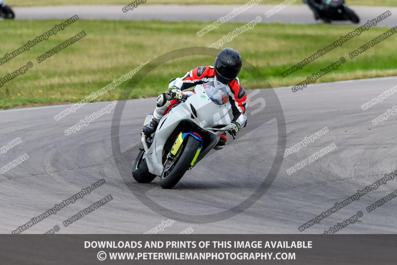 Rockingham no limits trackday;donington no limits trackday;donington park photographs;donington trackday photographs;enduro digital images;event digital images;eventdigitalimages;no limits trackdays;peter wileman photography;racing digital images;rockingham raceway northamptonshire;rockingham trackday photographs;trackday digital images;trackday photos