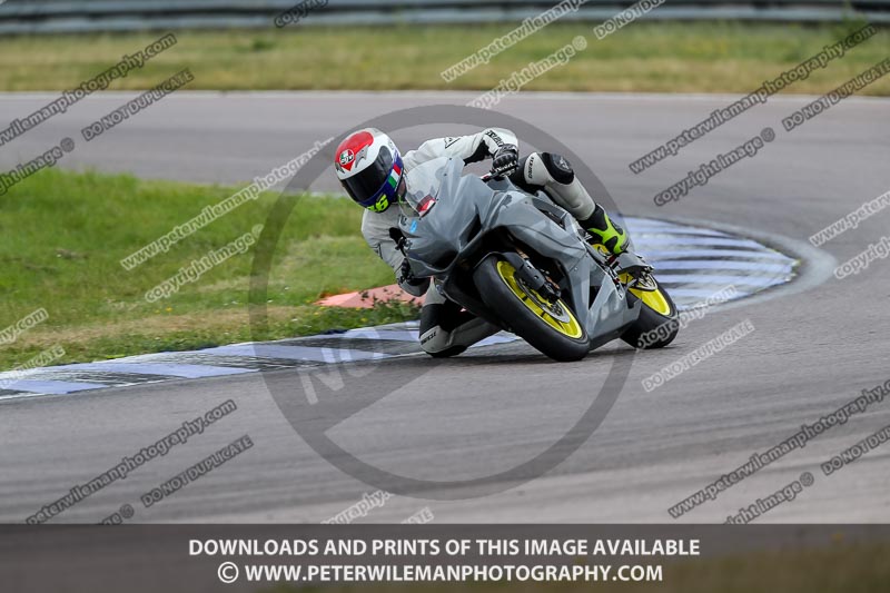 Rockingham no limits trackday;donington no limits trackday;donington park photographs;donington trackday photographs;enduro digital images;event digital images;eventdigitalimages;no limits trackdays;peter wileman photography;racing digital images;rockingham raceway northamptonshire;rockingham trackday photographs;trackday digital images;trackday photos