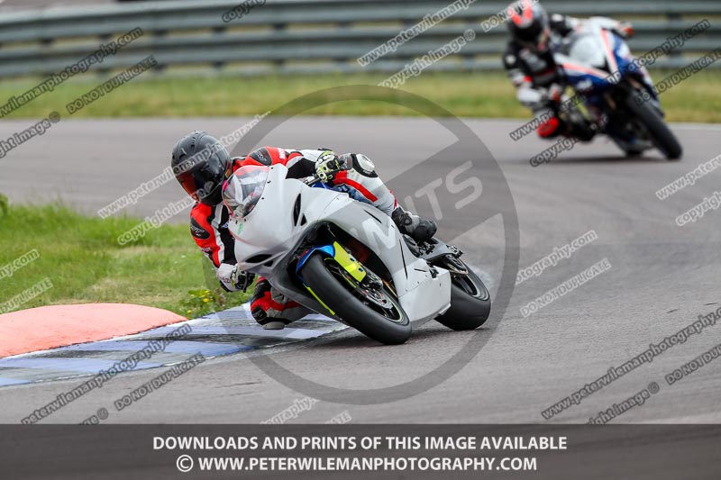 Rockingham no limits trackday;donington no limits trackday;donington park photographs;donington trackday photographs;enduro digital images;event digital images;eventdigitalimages;no limits trackdays;peter wileman photography;racing digital images;rockingham raceway northamptonshire;rockingham trackday photographs;trackday digital images;trackday photos