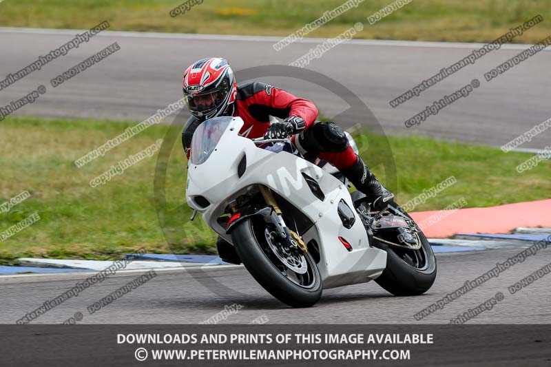Rockingham no limits trackday;donington no limits trackday;donington park photographs;donington trackday photographs;enduro digital images;event digital images;eventdigitalimages;no limits trackdays;peter wileman photography;racing digital images;rockingham raceway northamptonshire;rockingham trackday photographs;trackday digital images;trackday photos
