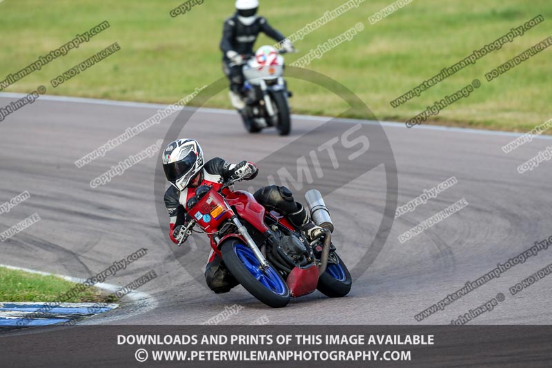 Rockingham no limits trackday;enduro digital images;event digital images;eventdigitalimages;no limits trackdays;peter wileman photography;racing digital images;rockingham raceway northamptonshire;rockingham trackday photographs;trackday digital images;trackday photos