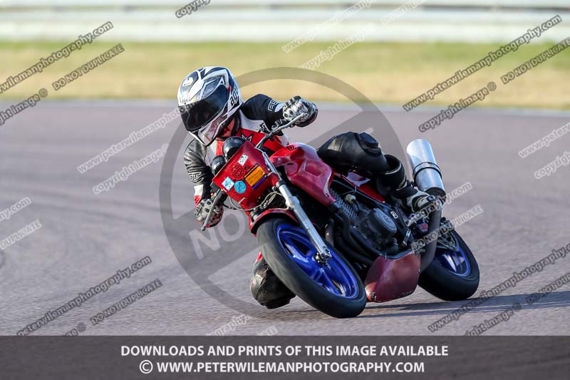 Rockingham no limits trackday;enduro digital images;event digital images;eventdigitalimages;no limits trackdays;peter wileman photography;racing digital images;rockingham raceway northamptonshire;rockingham trackday photographs;trackday digital images;trackday photos