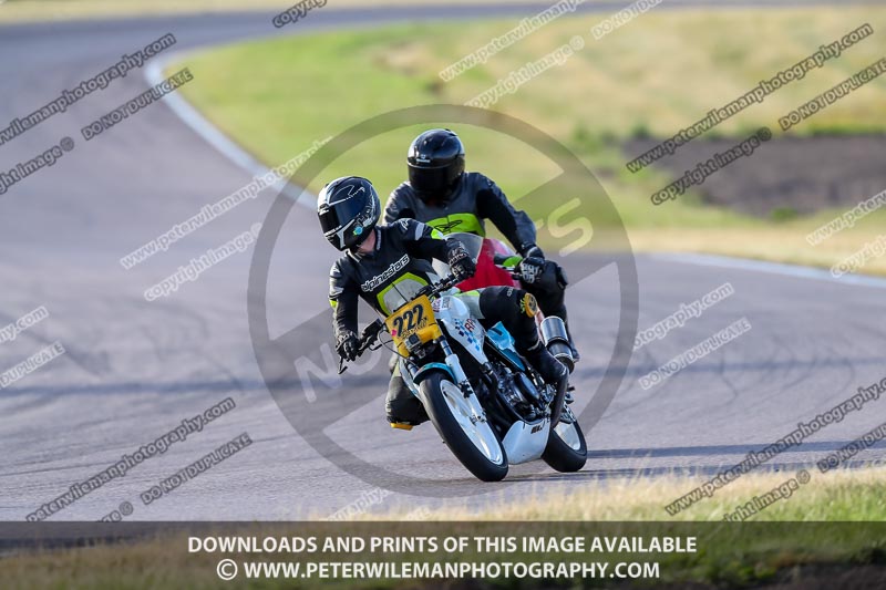 Rockingham no limits trackday;enduro digital images;event digital images;eventdigitalimages;no limits trackdays;peter wileman photography;racing digital images;rockingham raceway northamptonshire;rockingham trackday photographs;trackday digital images;trackday photos