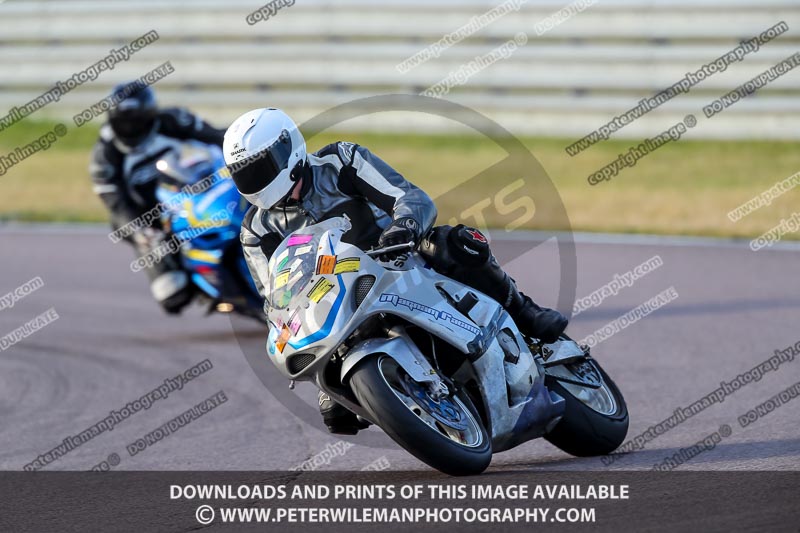 Rockingham no limits trackday;enduro digital images;event digital images;eventdigitalimages;no limits trackdays;peter wileman photography;racing digital images;rockingham raceway northamptonshire;rockingham trackday photographs;trackday digital images;trackday photos