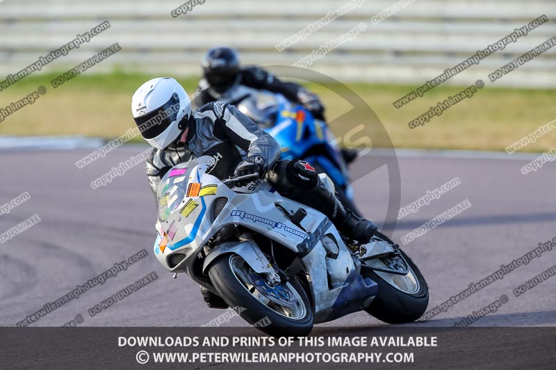 Rockingham no limits trackday;enduro digital images;event digital images;eventdigitalimages;no limits trackdays;peter wileman photography;racing digital images;rockingham raceway northamptonshire;rockingham trackday photographs;trackday digital images;trackday photos