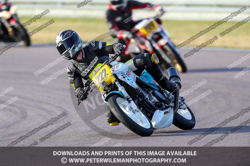 Rockingham no limits trackday;enduro digital images;event digital images;eventdigitalimages;no limits trackdays;peter wileman photography;racing digital images;rockingham raceway northamptonshire;rockingham trackday photographs;trackday digital images;trackday photos