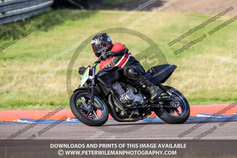 Rockingham no limits trackday;enduro digital images;event digital images;eventdigitalimages;no limits trackdays;peter wileman photography;racing digital images;rockingham raceway northamptonshire;rockingham trackday photographs;trackday digital images;trackday photos