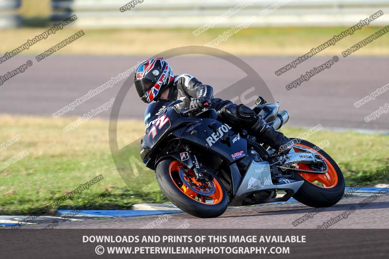 Rockingham no limits trackday;enduro digital images;event digital images;eventdigitalimages;no limits trackdays;peter wileman photography;racing digital images;rockingham raceway northamptonshire;rockingham trackday photographs;trackday digital images;trackday photos