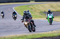 Rockingham-no-limits-trackday;enduro-digital-images;event-digital-images;eventdigitalimages;no-limits-trackdays;peter-wileman-photography;racing-digital-images;rockingham-raceway-northamptonshire;rockingham-trackday-photographs;trackday-digital-images;trackday-photos