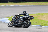 Rockingham-no-limits-trackday;enduro-digital-images;event-digital-images;eventdigitalimages;no-limits-trackdays;peter-wileman-photography;racing-digital-images;rockingham-raceway-northamptonshire;rockingham-trackday-photographs;trackday-digital-images;trackday-photos