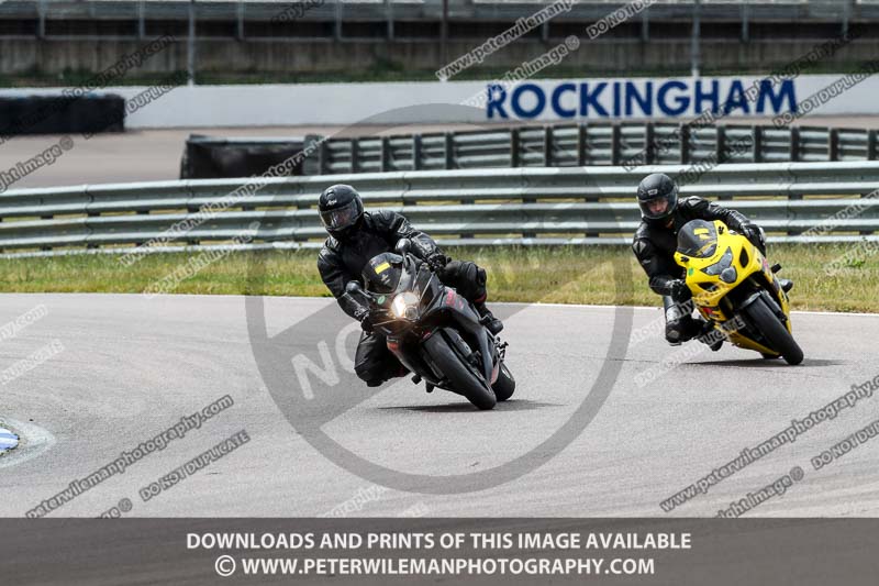 Rockingham no limits trackday;enduro digital images;event digital images;eventdigitalimages;no limits trackdays;peter wileman photography;racing digital images;rockingham raceway northamptonshire;rockingham trackday photographs;trackday digital images;trackday photos