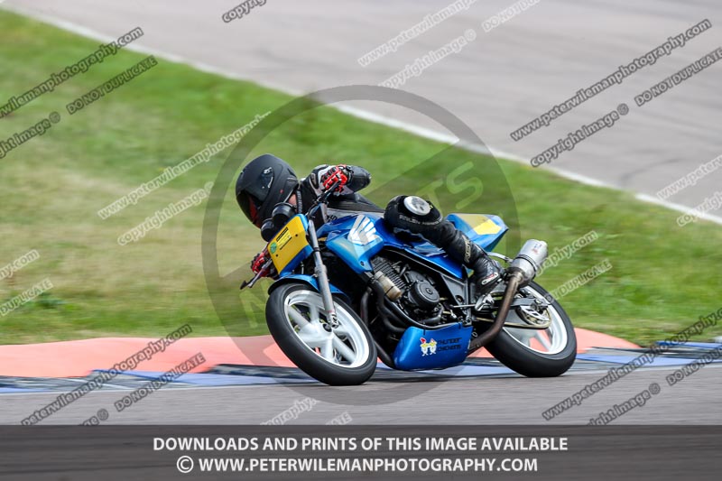 Rockingham no limits trackday;enduro digital images;event digital images;eventdigitalimages;no limits trackdays;peter wileman photography;racing digital images;rockingham raceway northamptonshire;rockingham trackday photographs;trackday digital images;trackday photos