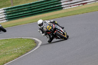 enduro-digital-images;event-digital-images;eventdigitalimages;mallory-park;mallory-park-photographs;mallory-park-trackday;mallory-park-trackday-photographs;no-limits-trackdays;peter-wileman-photography;racing-digital-images;trackday-digital-images;trackday-photos