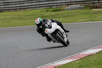 enduro-digital-images;event-digital-images;eventdigitalimages;mallory-park;mallory-park-photographs;mallory-park-trackday;mallory-park-trackday-photographs;no-limits-trackdays;peter-wileman-photography;racing-digital-images;trackday-digital-images;trackday-photos