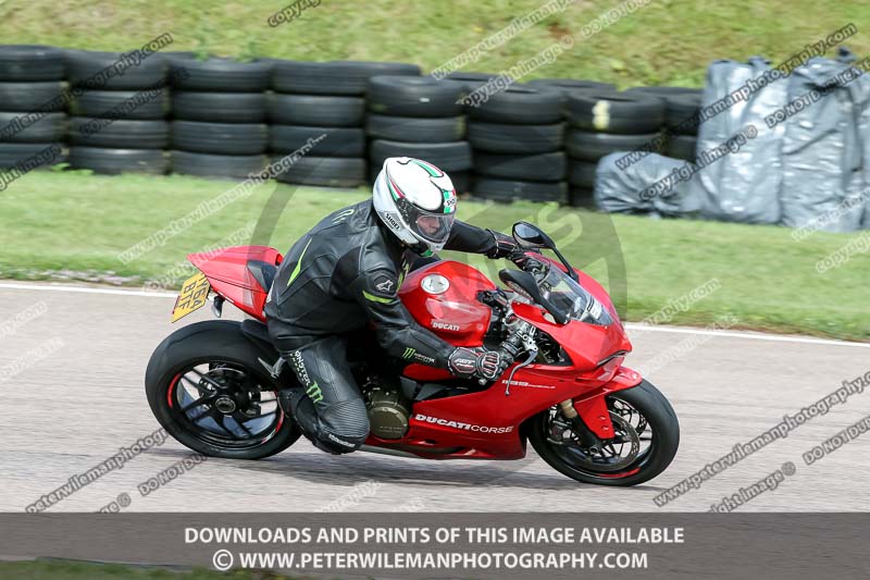 enduro digital images;event digital images;eventdigitalimages;lydden hill;lydden hill trackday photographs;lydden no limits trackday;lydden photographs;no limits trackdays;peter wileman photography;racing digital images;trackday digital images;trackday photos