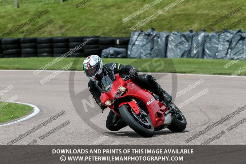 enduro digital images;event digital images;eventdigitalimages;lydden hill;lydden hill trackday photographs;lydden no limits trackday;lydden photographs;no limits trackdays;peter wileman photography;racing digital images;trackday digital images;trackday photos
