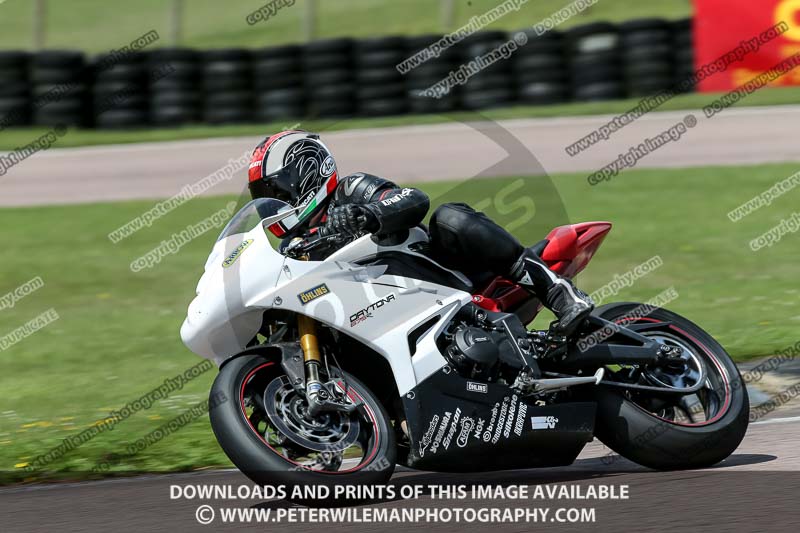 enduro digital images;event digital images;eventdigitalimages;lydden hill;lydden hill trackday photographs;lydden no limits trackday;lydden photographs;no limits trackdays;peter wileman photography;racing digital images;trackday digital images;trackday photos