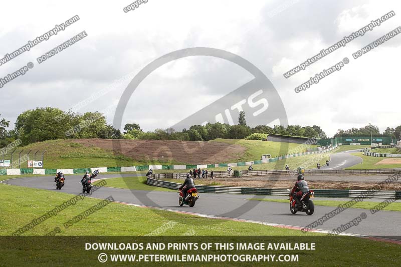 enduro digital images;event digital images;eventdigitalimages;mallory park;mallory park photographs;mallory park trackday;mallory park trackday photographs;no limits trackdays;peter wileman photography;racing digital images;trackday digital images;trackday photos